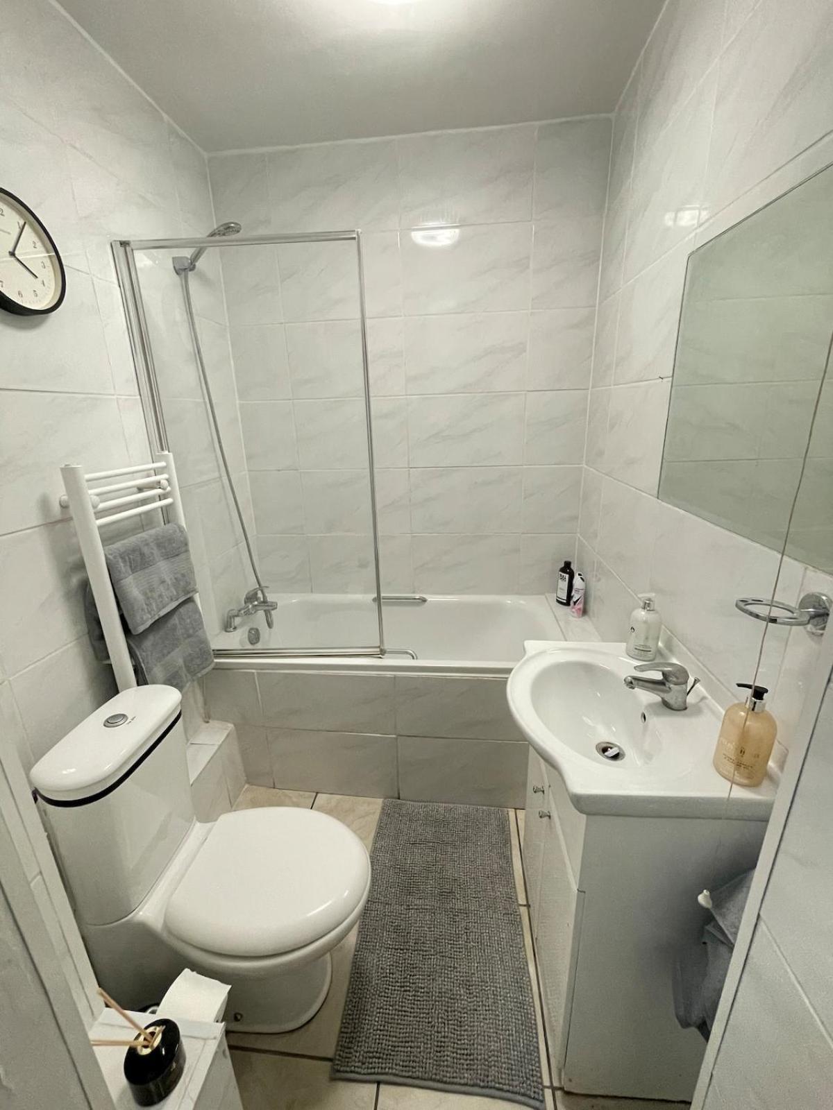 Cozy 1 Bed Flat In * Londen